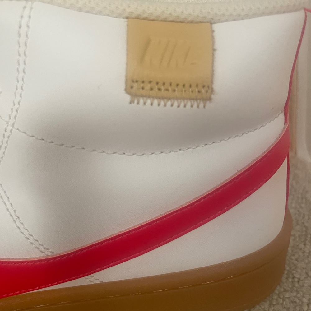 NWOT Nike Court Royale 2 Mid C21725101 White Red Sneakers - Picture 8 of 10
